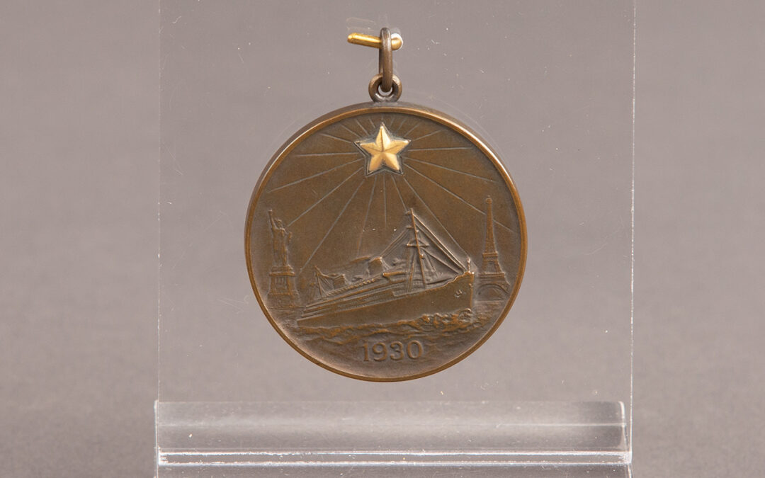 Gold Star Pilgrimage medallion belonging to Maidie B. Jones