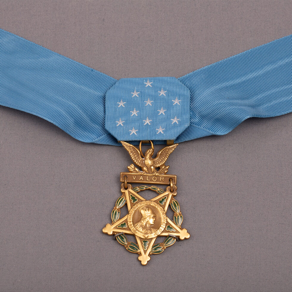 US Army Medal of Honor awarded to Second Lieutenant Van T. Barfoot ...